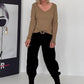 Geribbeld T-shirt met gerafelde V-hals - camel