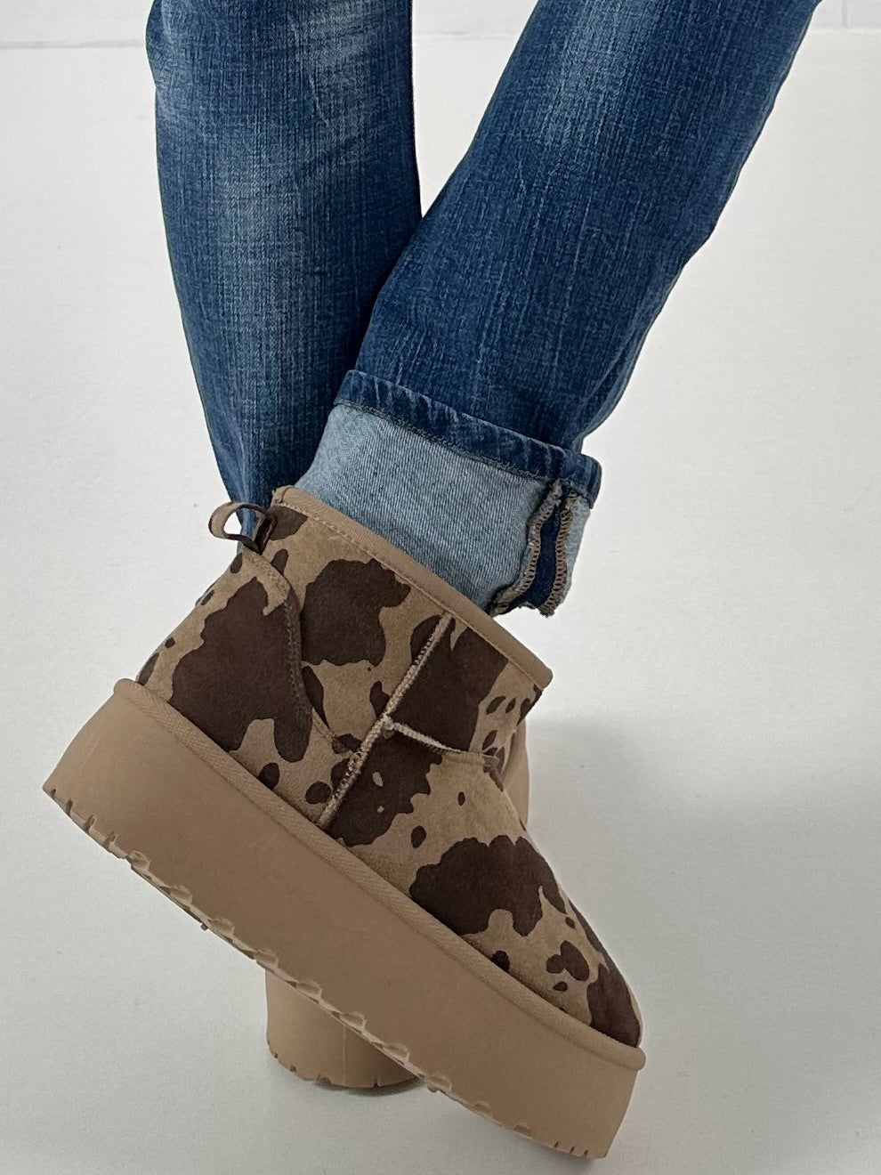 Cosy Low Boot model "Cloudie" - beige-chocolate