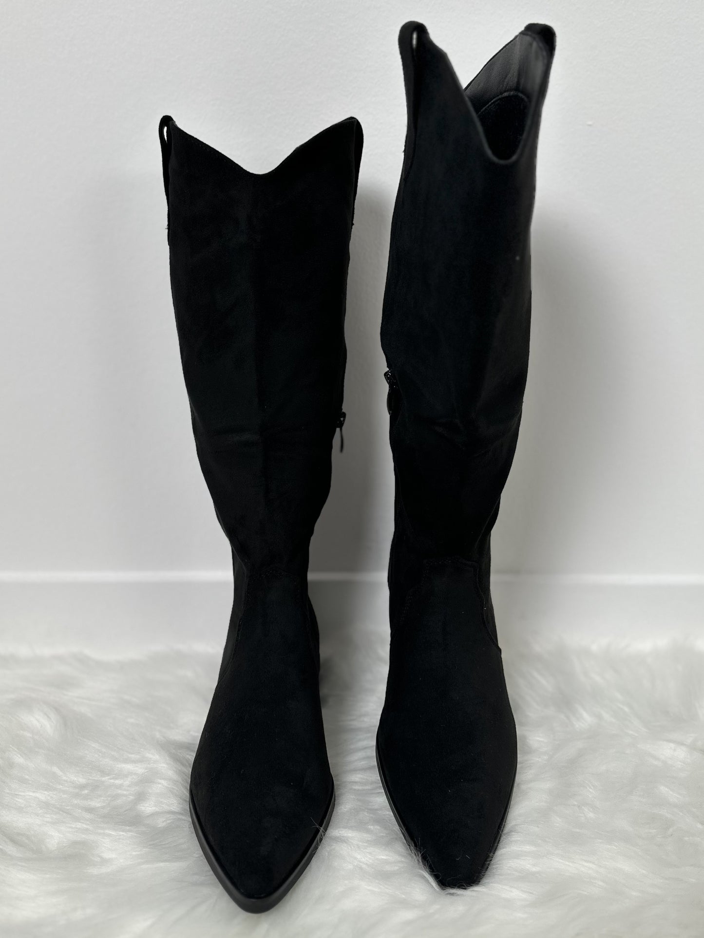 Boots model "Noble Line" - black