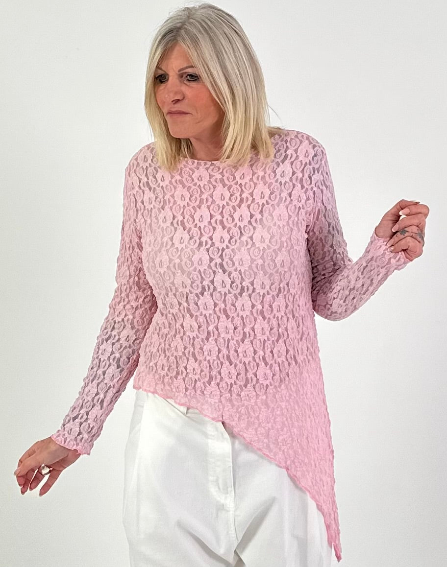 Asymmetrisches Shirt Modell "Lace Layer" - rosa ( lieferbar ab ca. 11.12.25)