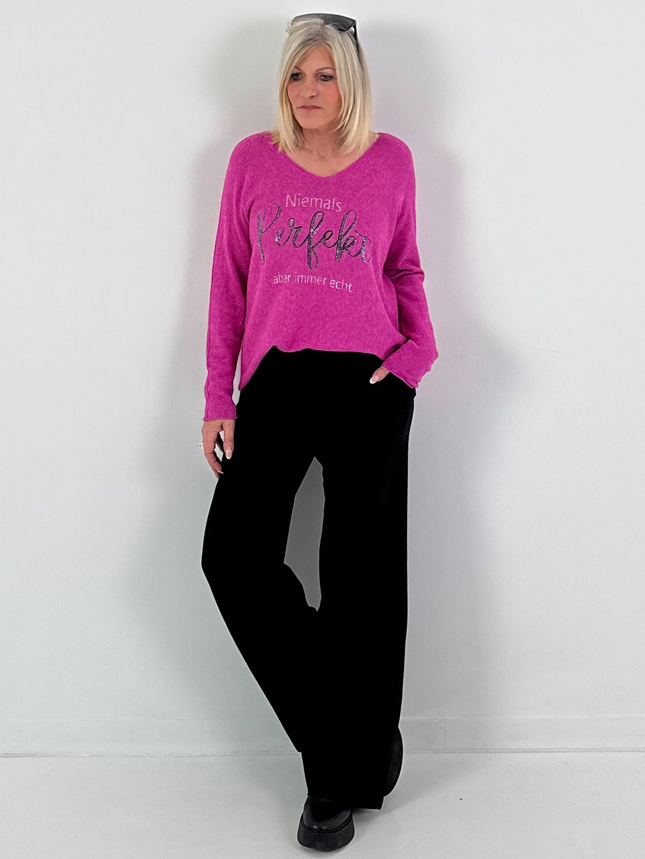 V-hals pullover model "Always Authentic" - roze