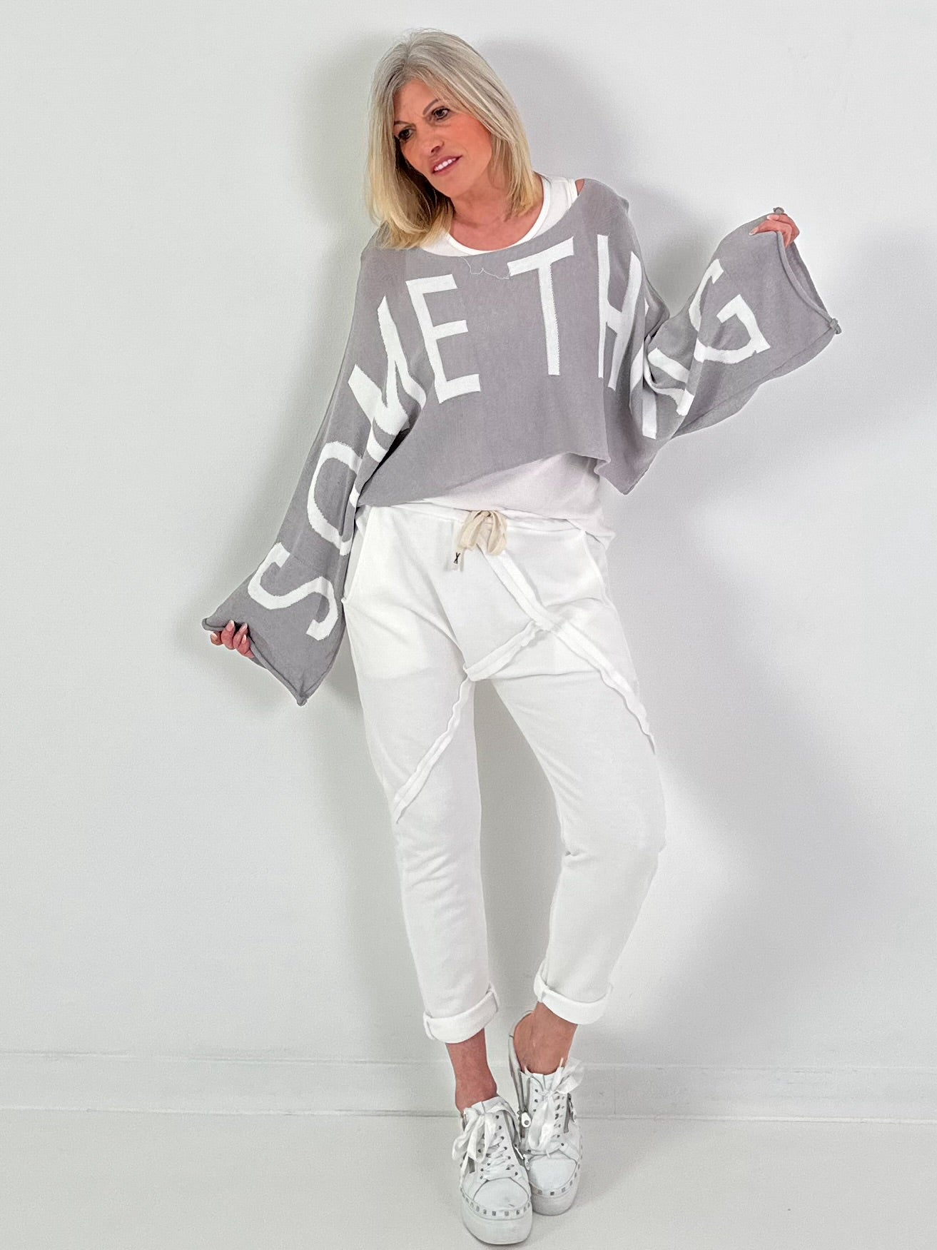 Cropped Pulli Something - grau