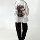 Stylische Sweatshirt Jacke mit großem Rückenpatch Dog - weiss