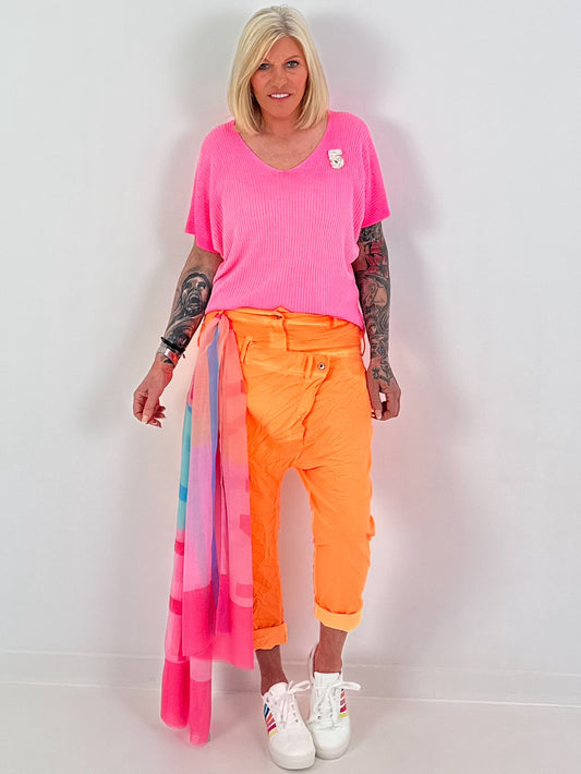 Feinstrick Shirt mit Brosche - neonpink