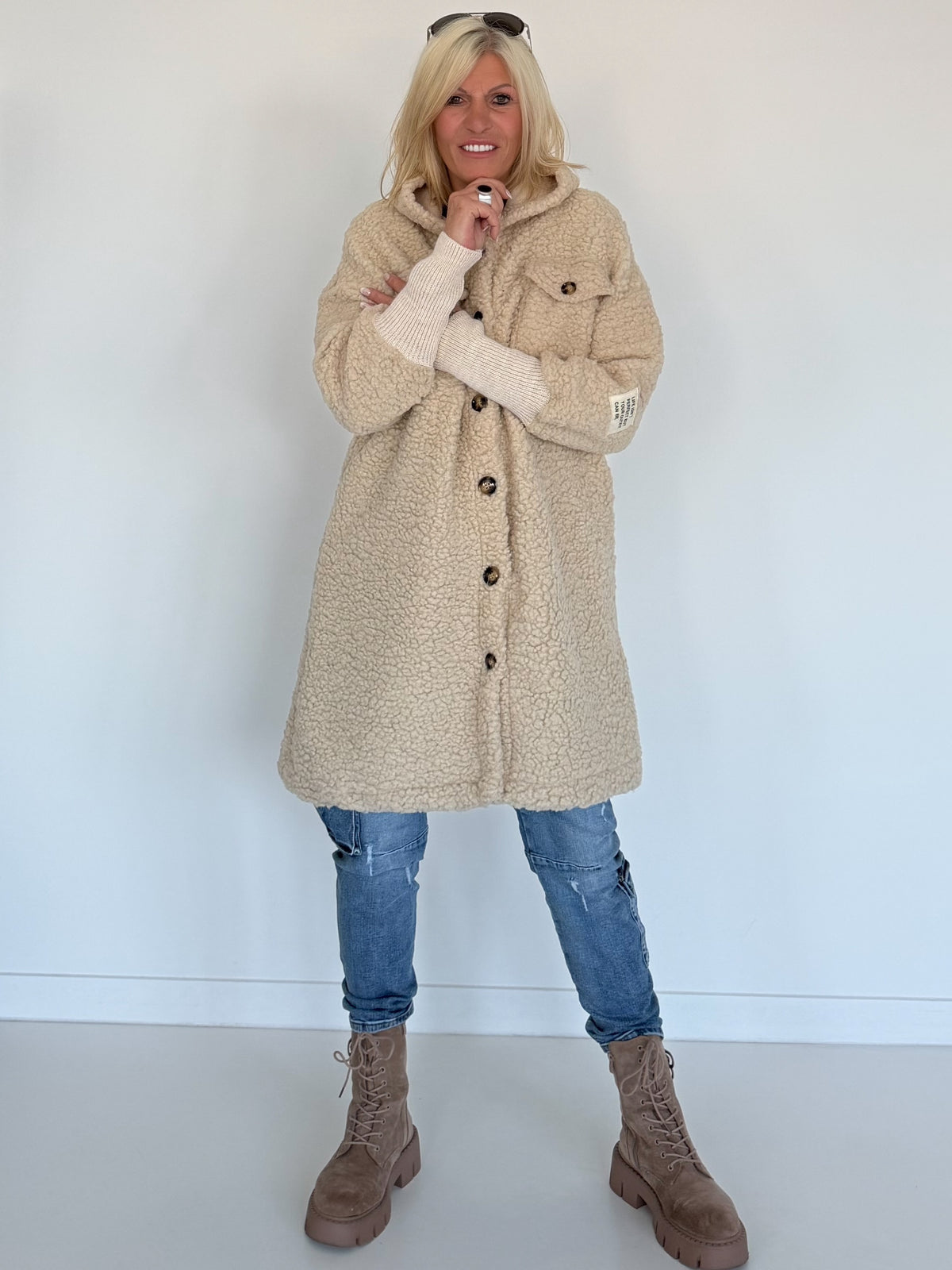 Teddymantel met mouwen met omslag - beige