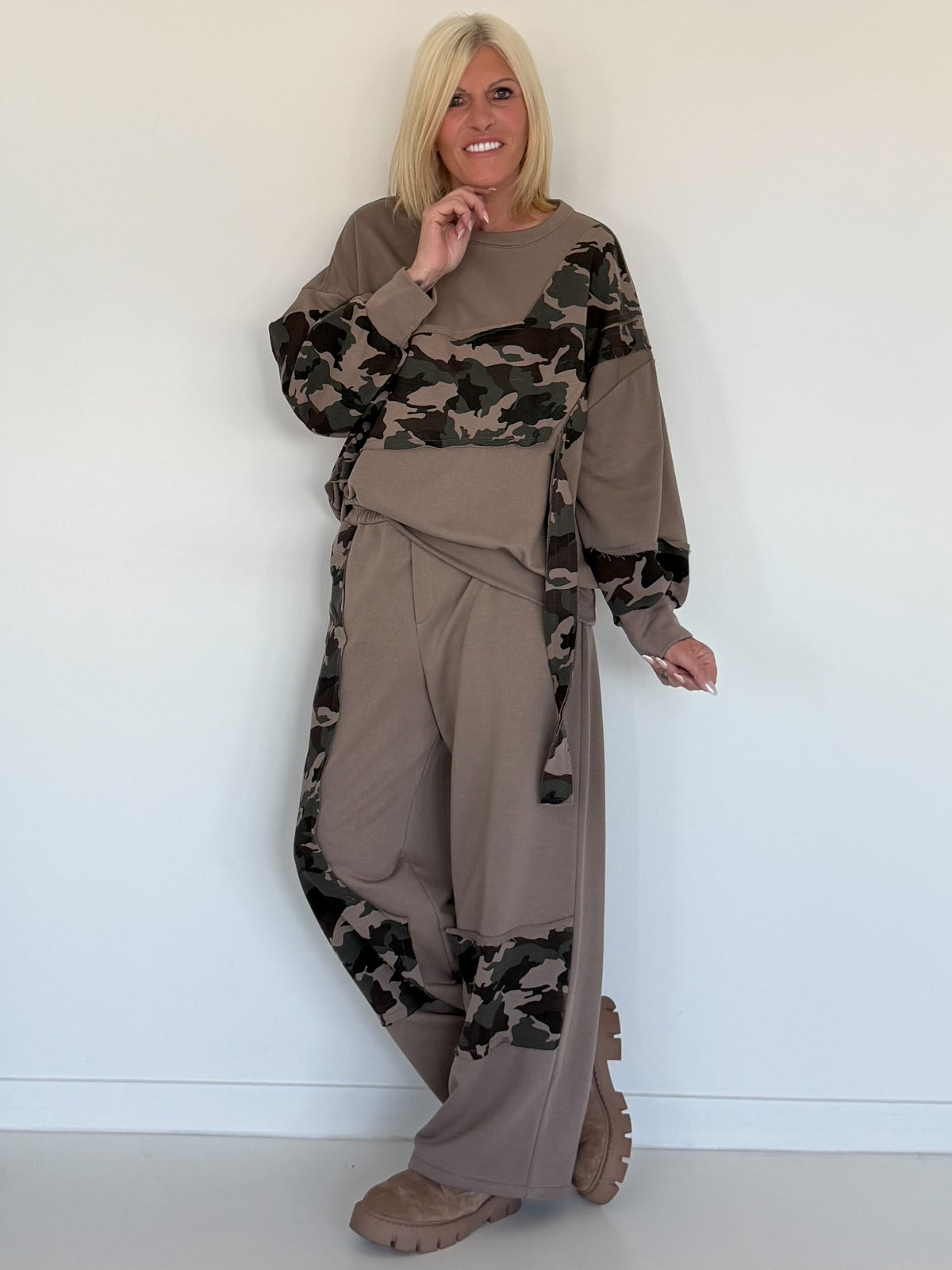 Zweiteiler mit Camouflage-Muster - taupe-mehrfarbig