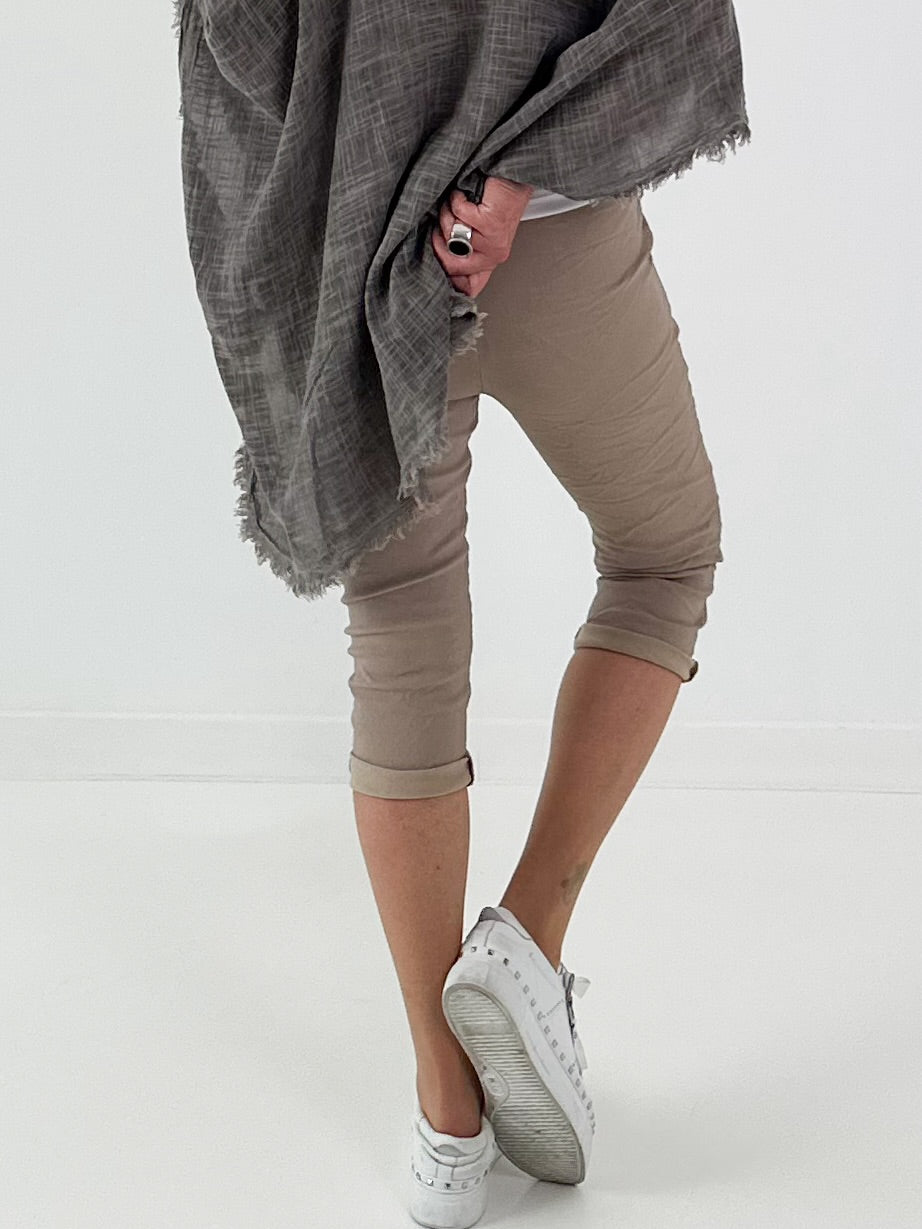 Capri Hose mit Bindeband - taupe