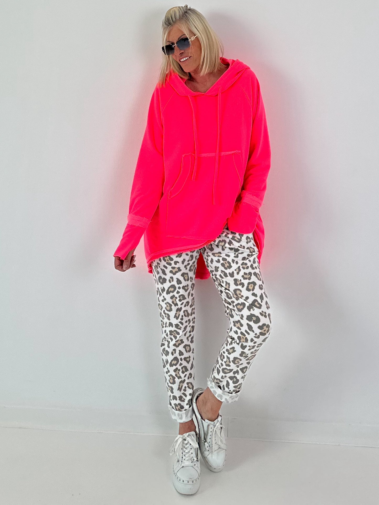 Casual lange hoodie met duimgat - neonroze
