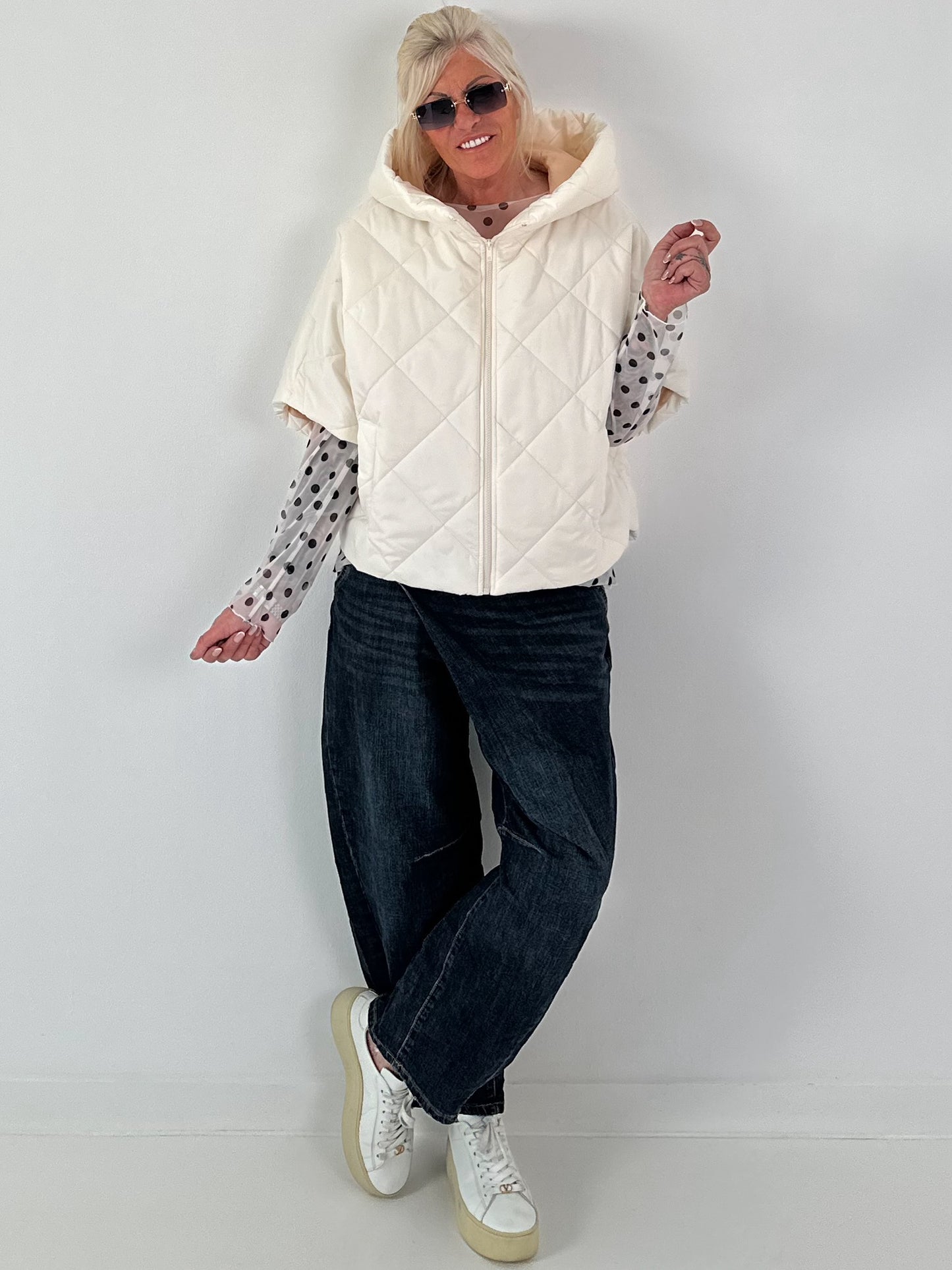 Jacket with XL collar and hood - cream