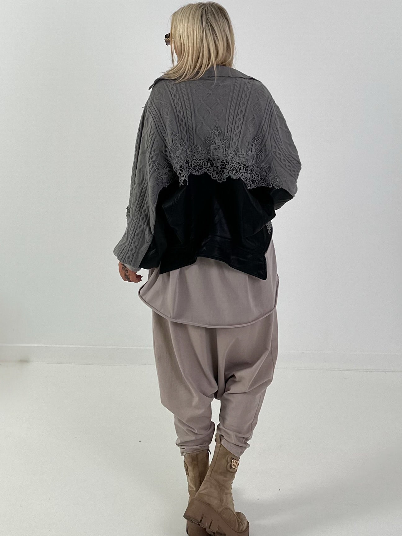 1 Jacke 2 Looks - schwarz-grau