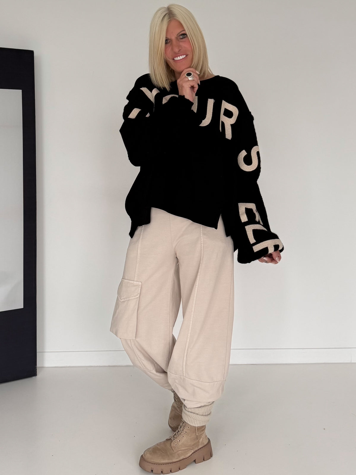 Sweater mit Strickeinsätzen - schwarz