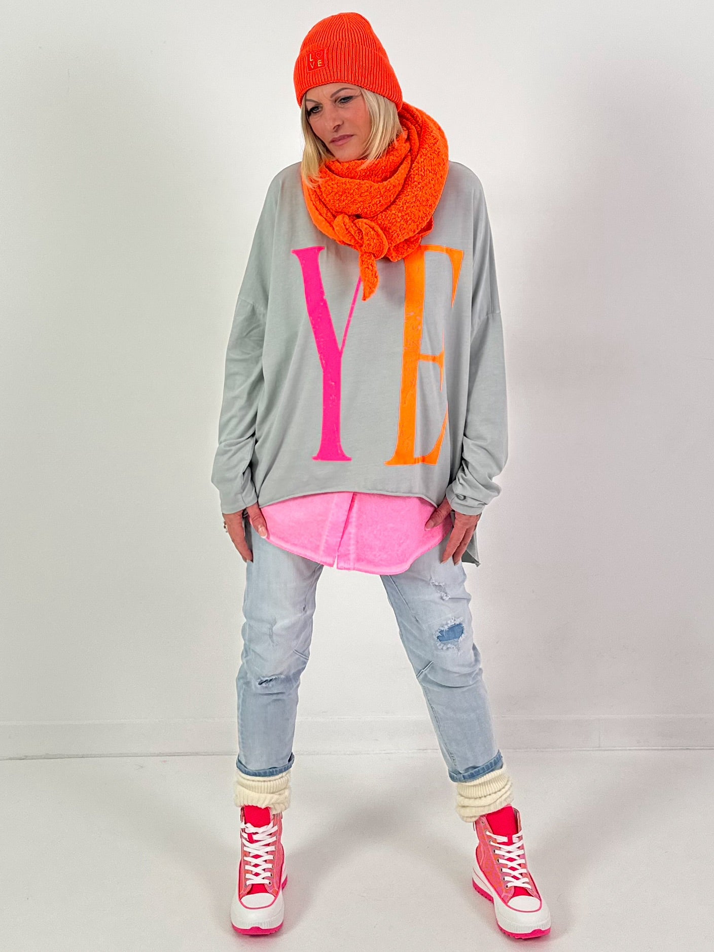 Oversized shirt model “YEAH” - gray