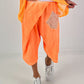 Kurze Leinen Baggy mit Überwurf und Paillettendetails - neonorange