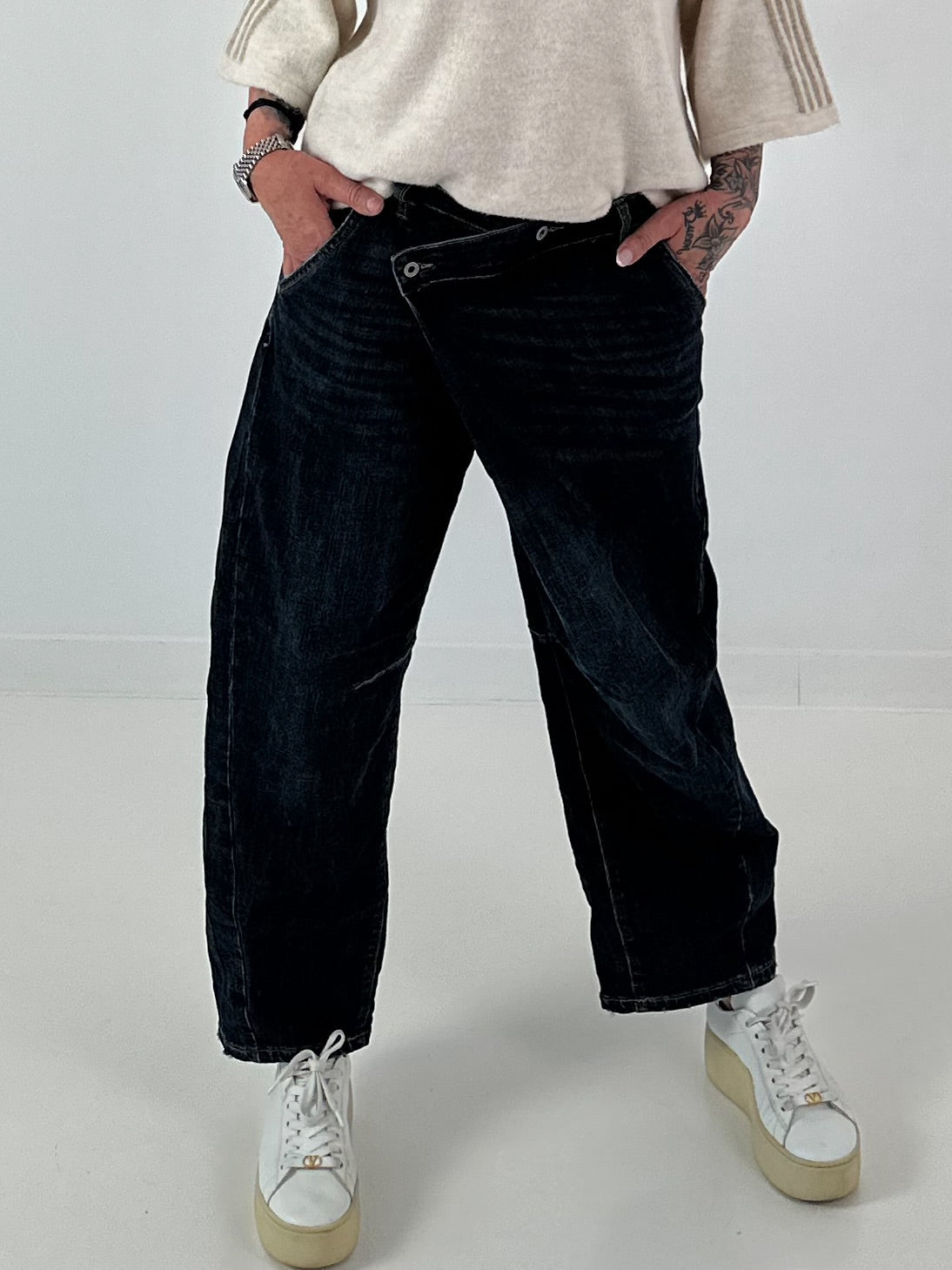 Ballon Jeans mit asymmetrischem Bund - denim