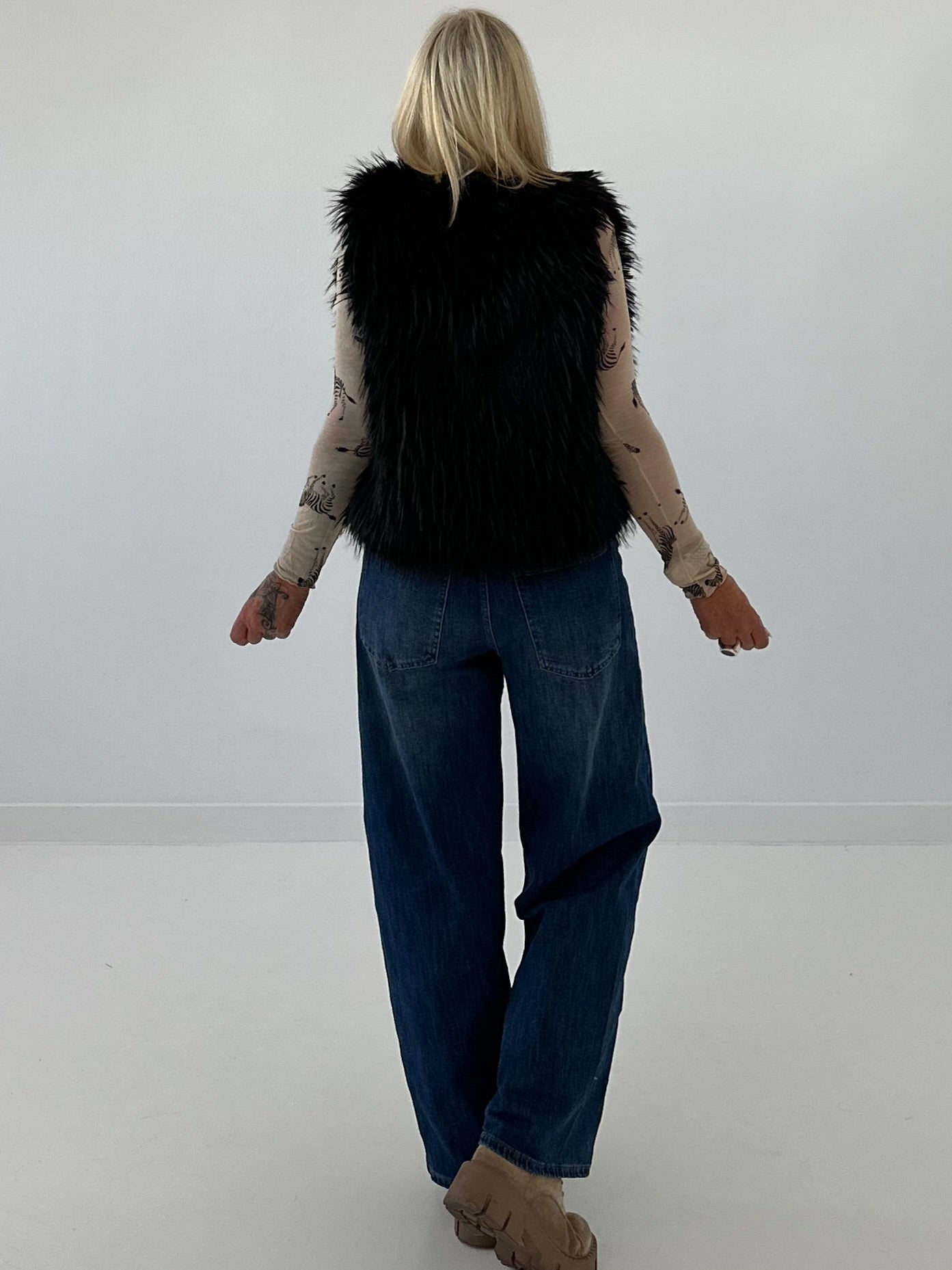 Stylische fake Fell Weste - schwarz
