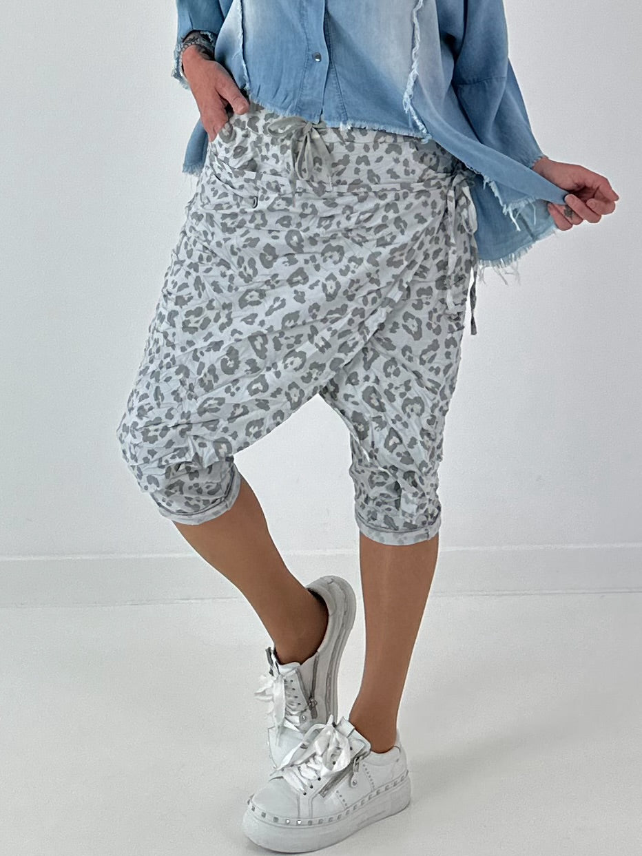 Stylische Hose mit Überwurf im Knit-Look - hellgrau