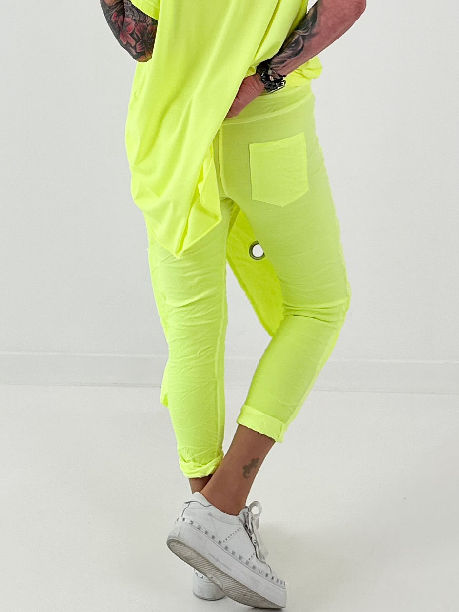 Stylische Hose im Knit-Look - neongelb