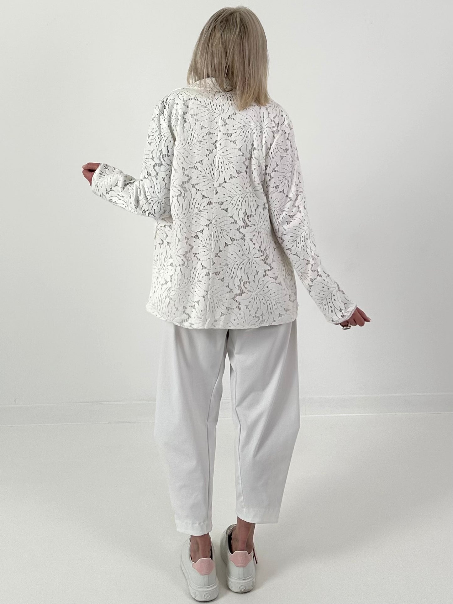 Blazer aus floraler Spitze - weiss