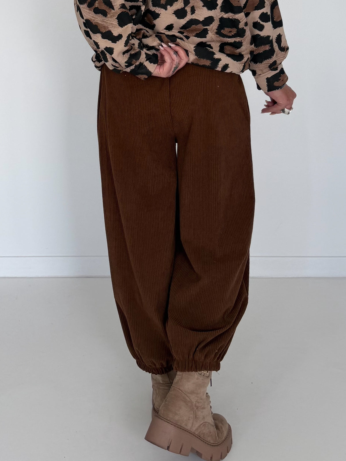 Baby corduroy harem pants Hope - chocolate