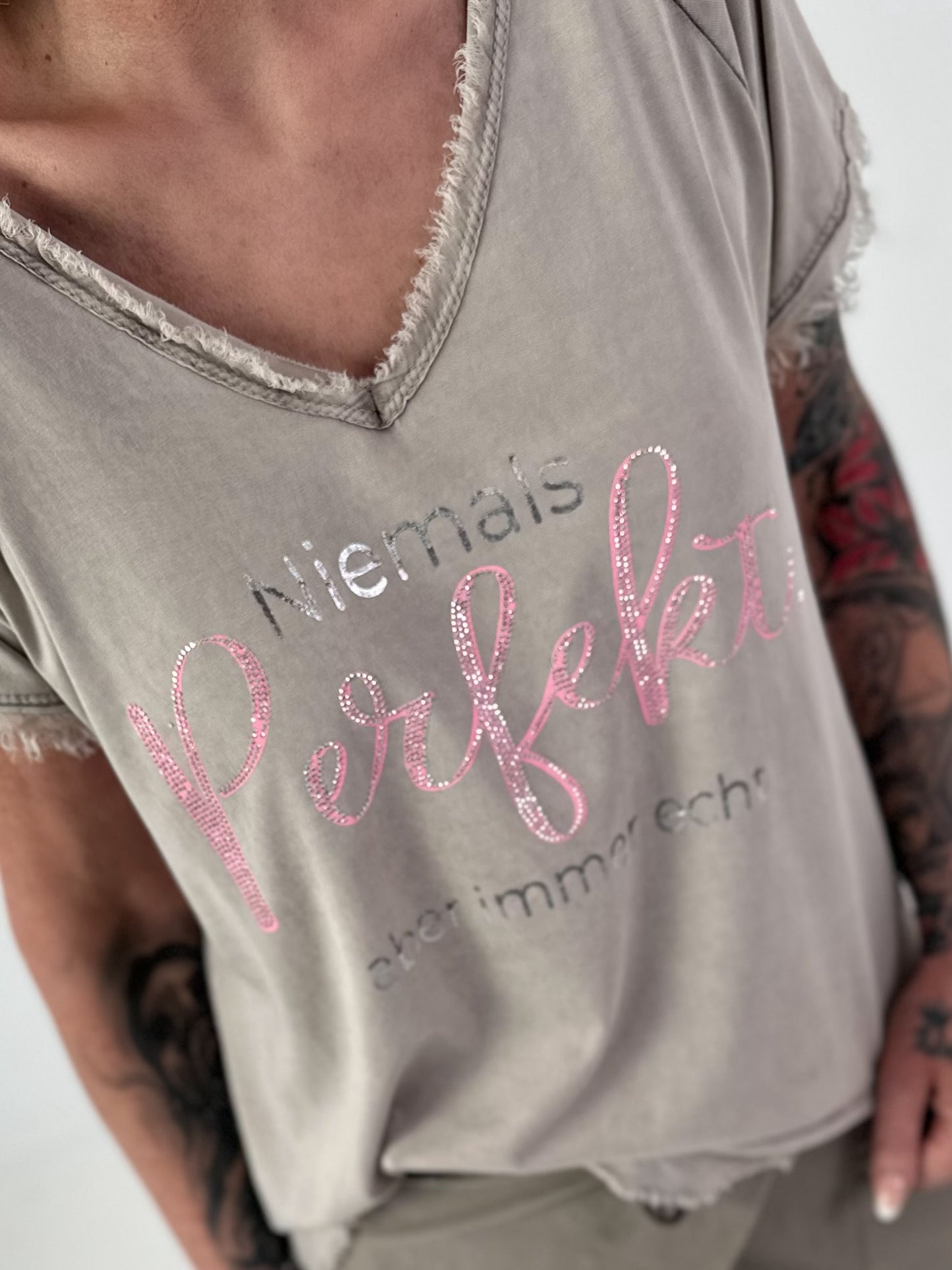 T-shirt with statement print - taupe