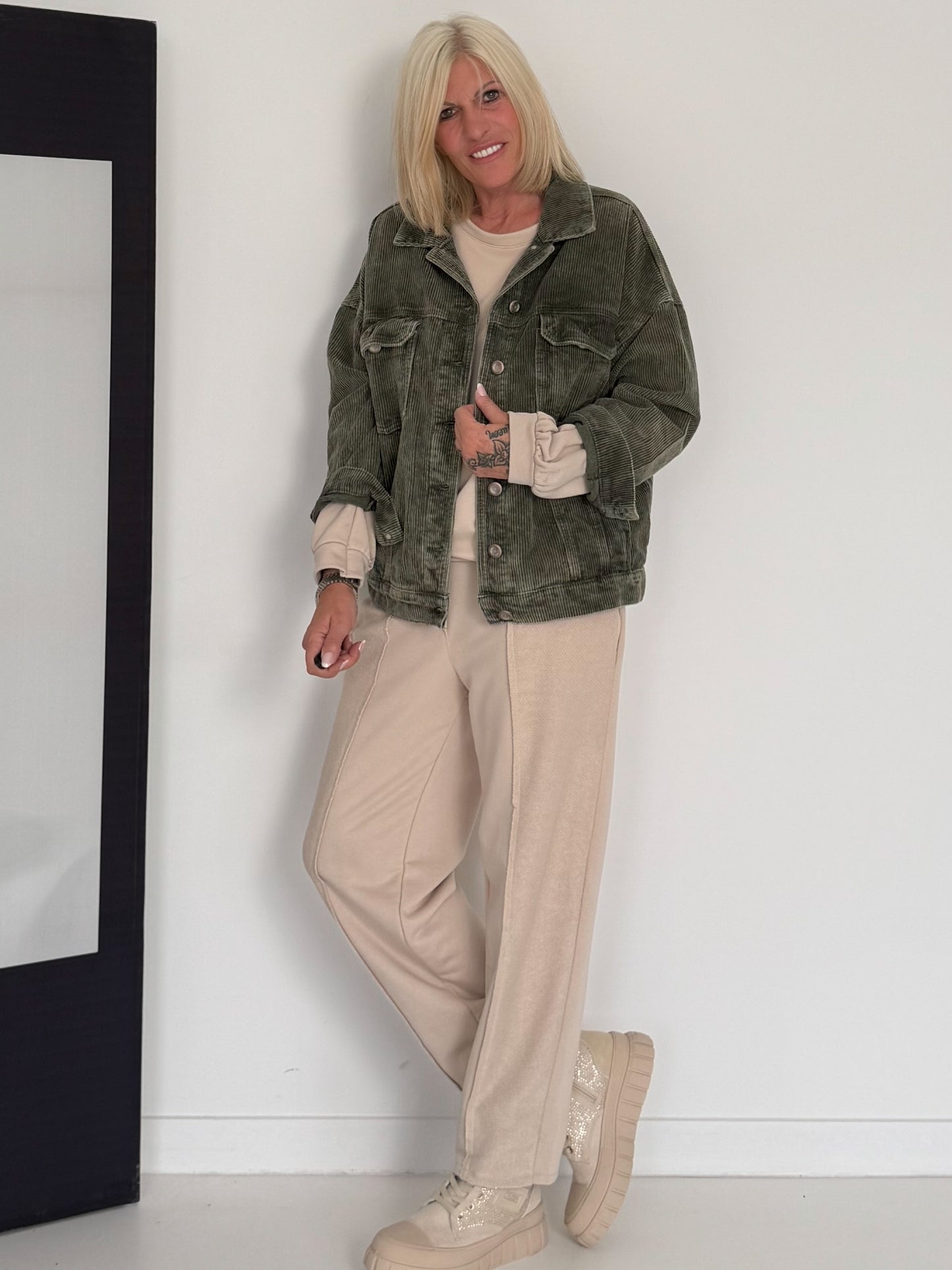 Oversized Cordjacke - oliv