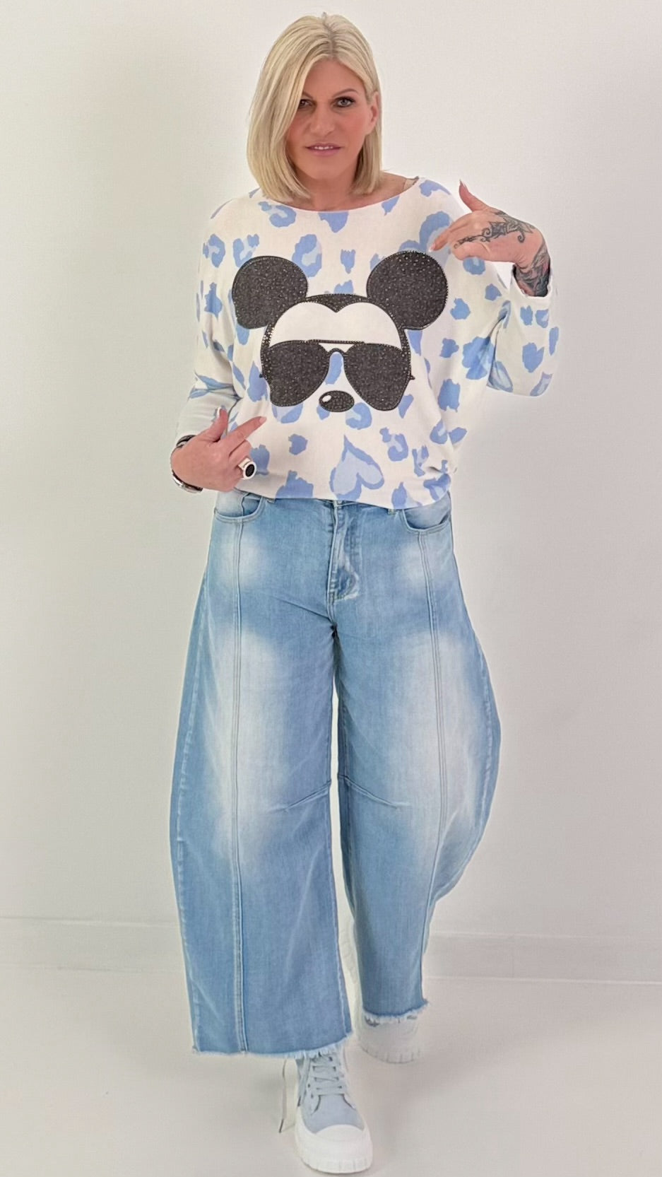 Lichtgewicht trui met all-over print - lichtblauw en wit