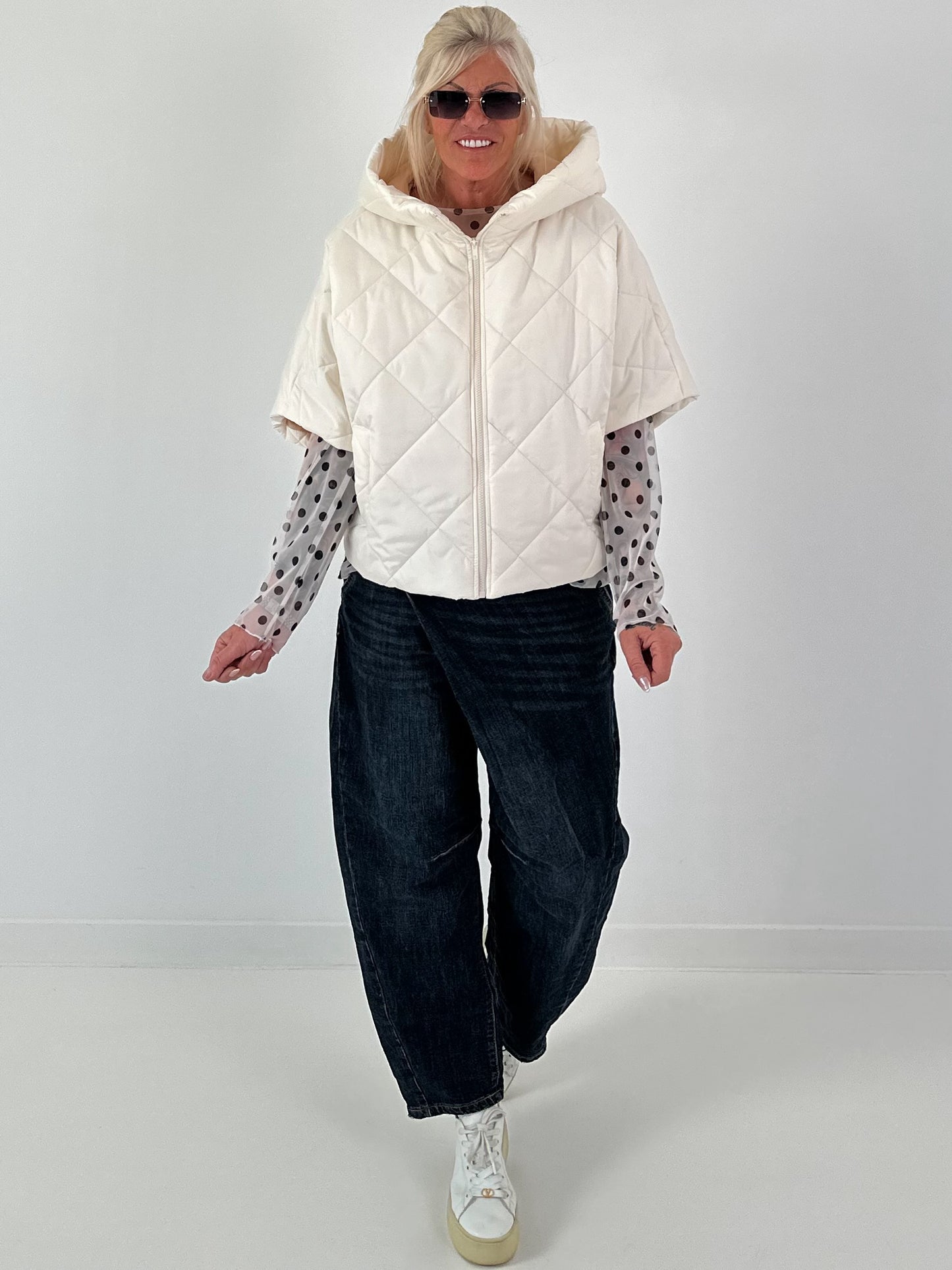 Jacket with XL collar and hood - cream