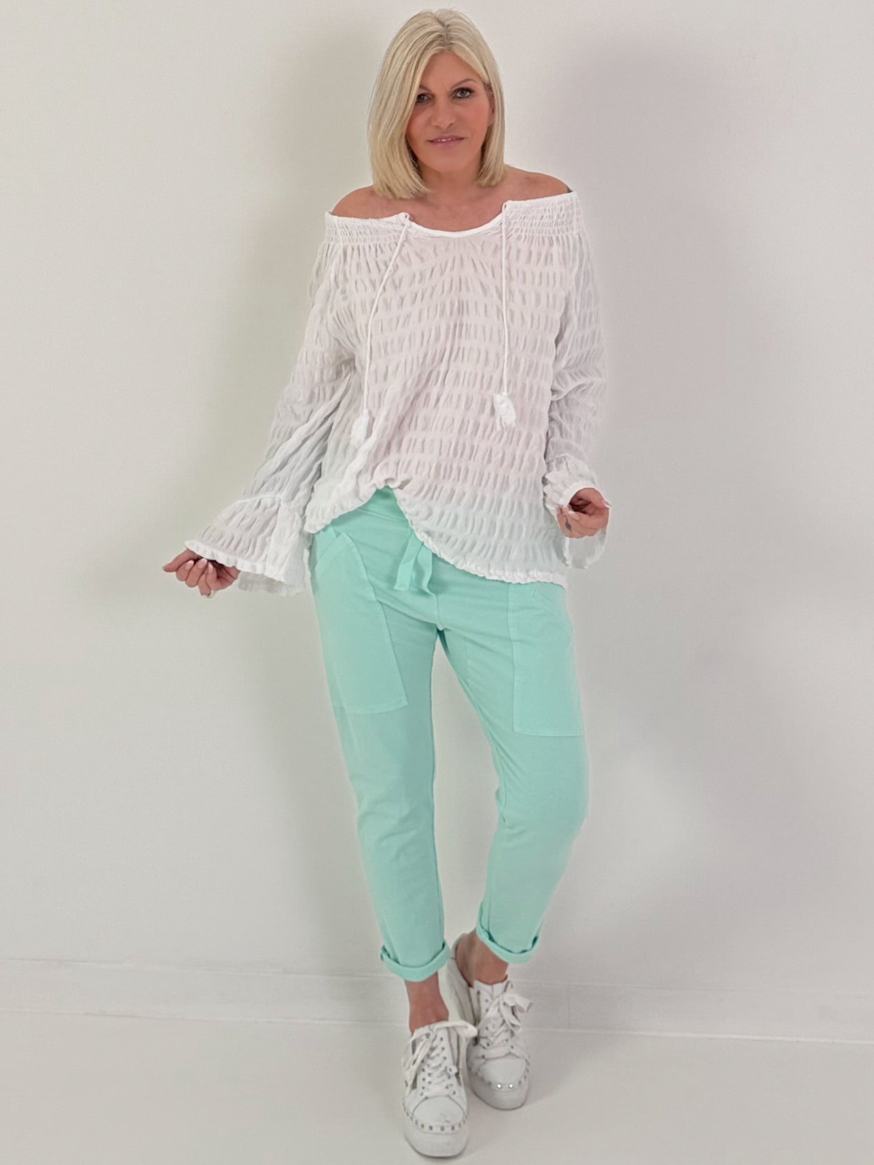 Structured tunic with tie belt and flounce sleeves - white