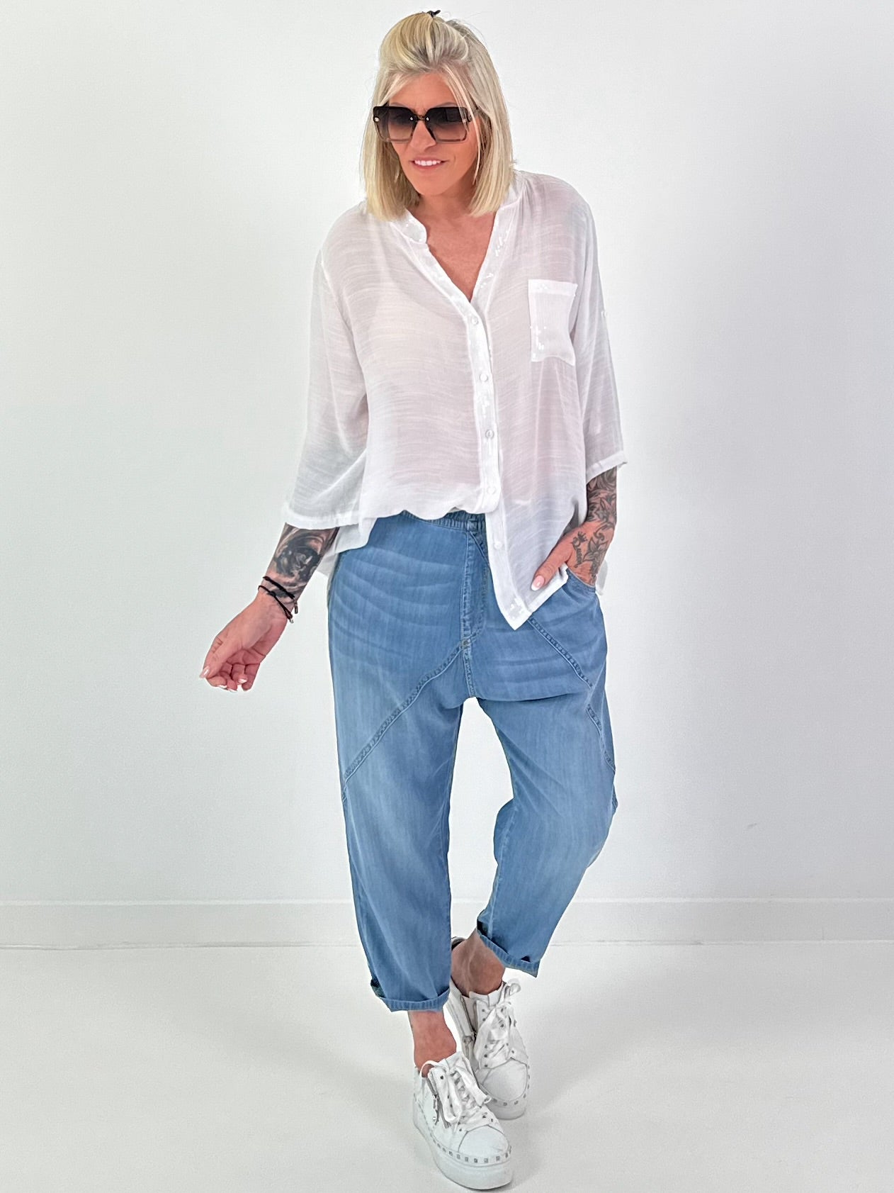 Blouse with sequins and crochet details - white