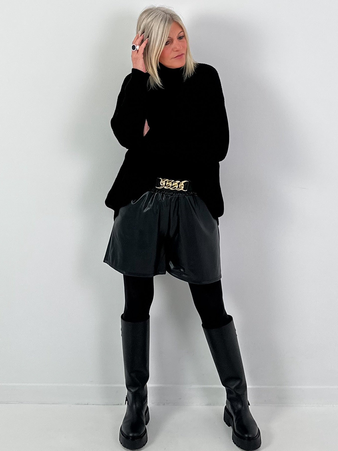 Turtleneck sweater model "NOIRA" - black