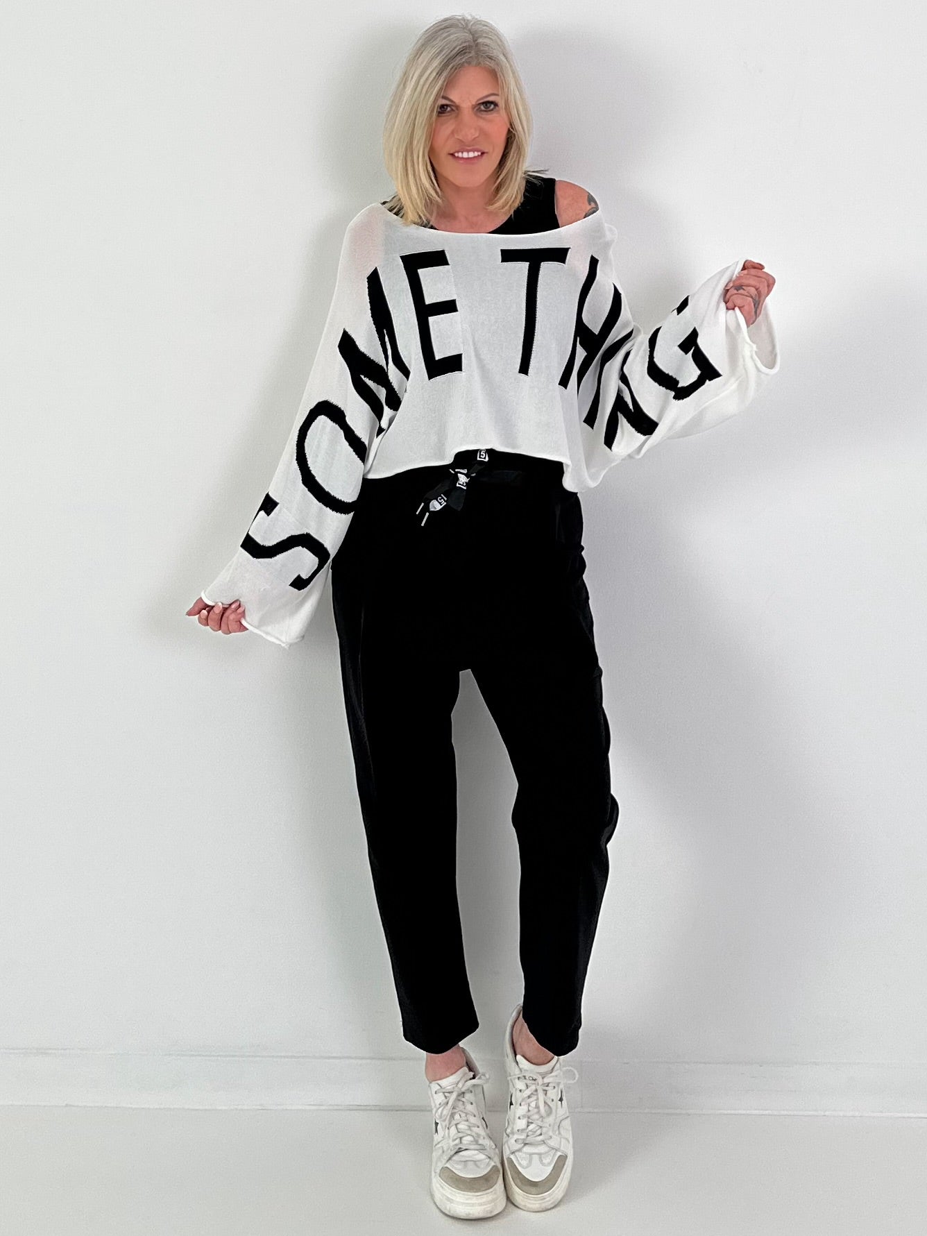 Cropped sweater Something - white