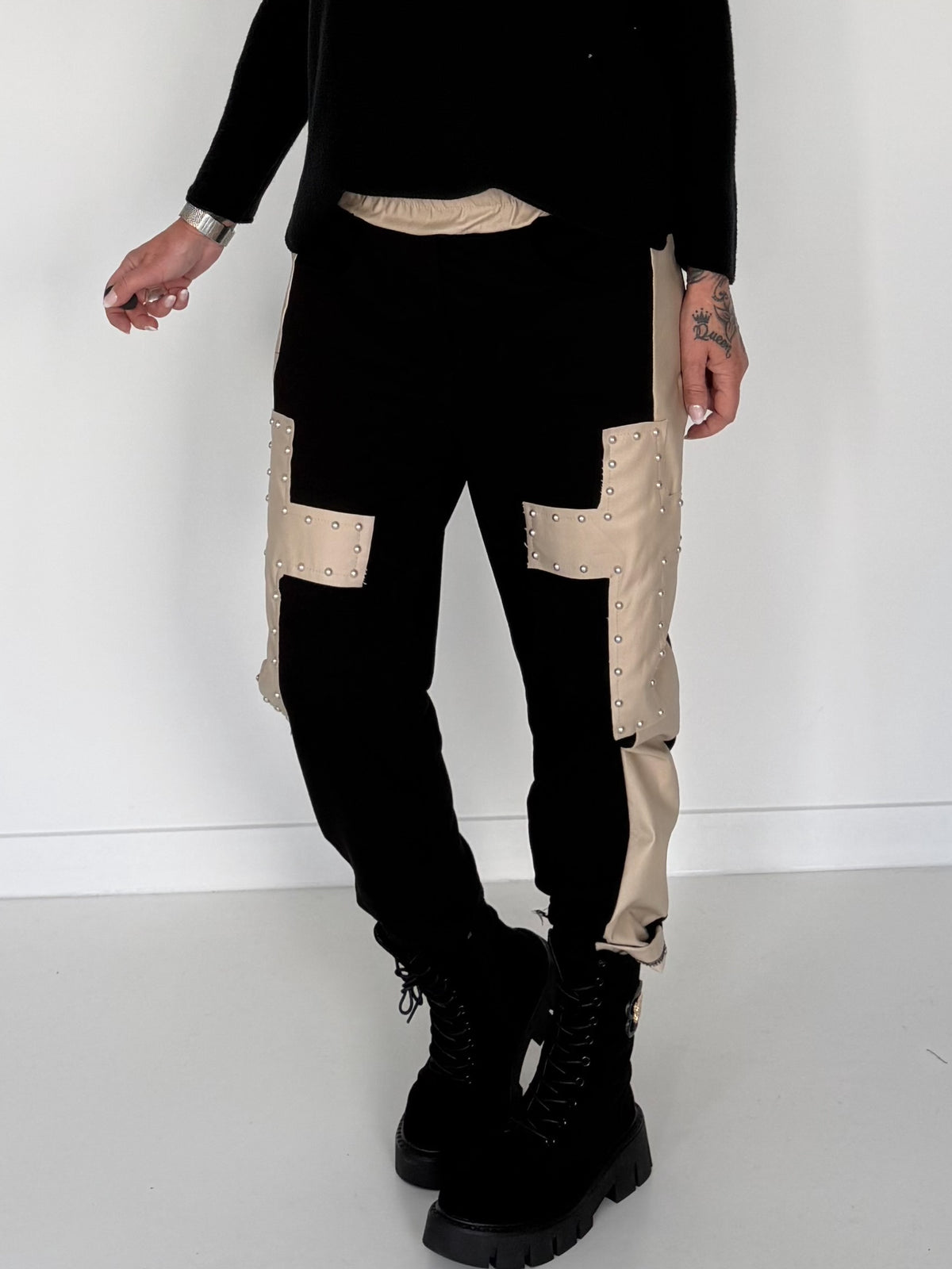 Sweathose im Materialmix - schwarz-beige