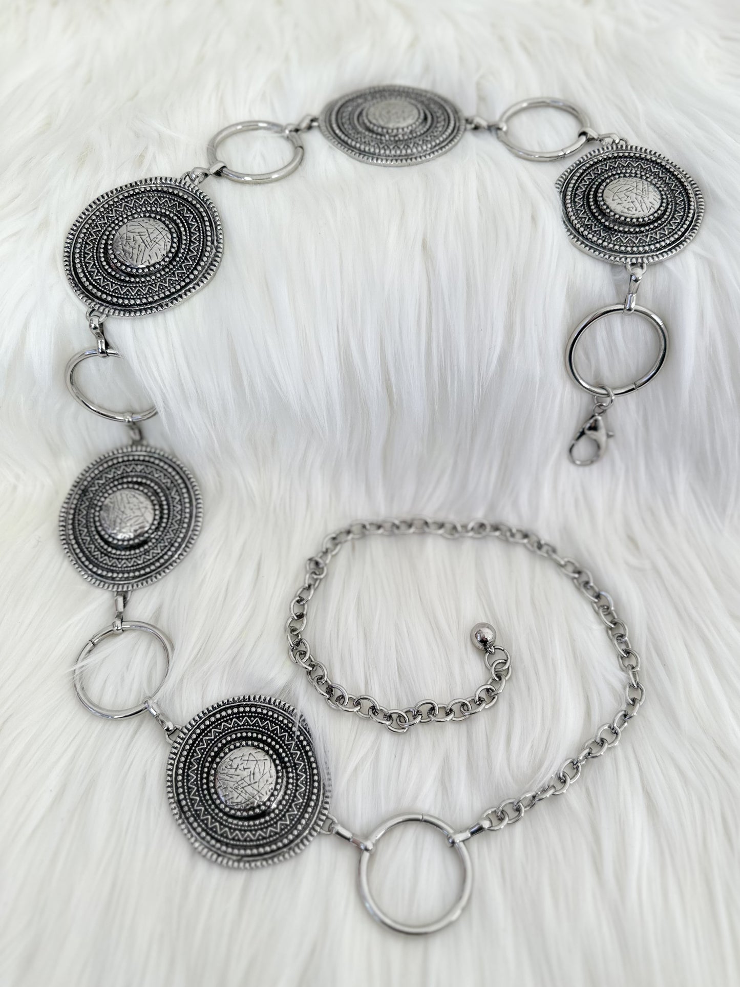 Chain belt with decorative metal ornaments - silver