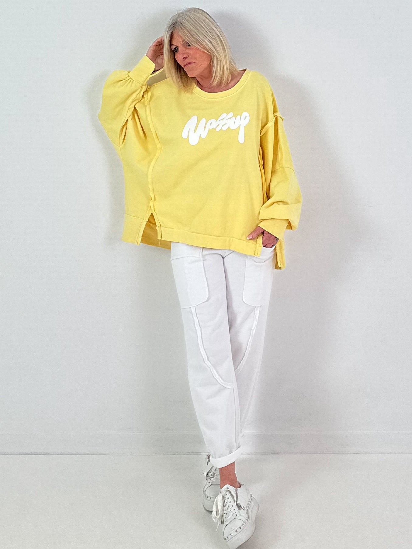 Oversized Sweatshirt Modell "Wassup" - gelb