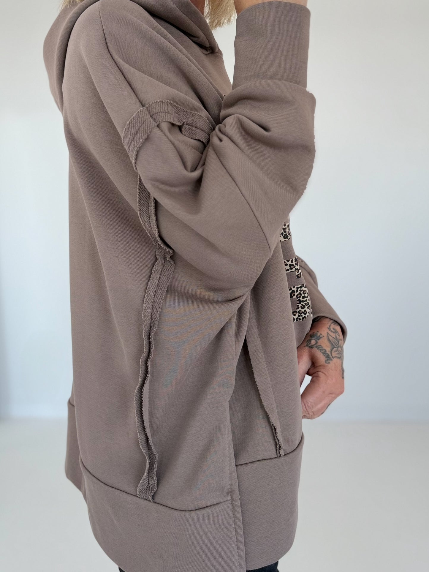 Oversized Hoodie Be Yourself - taupe