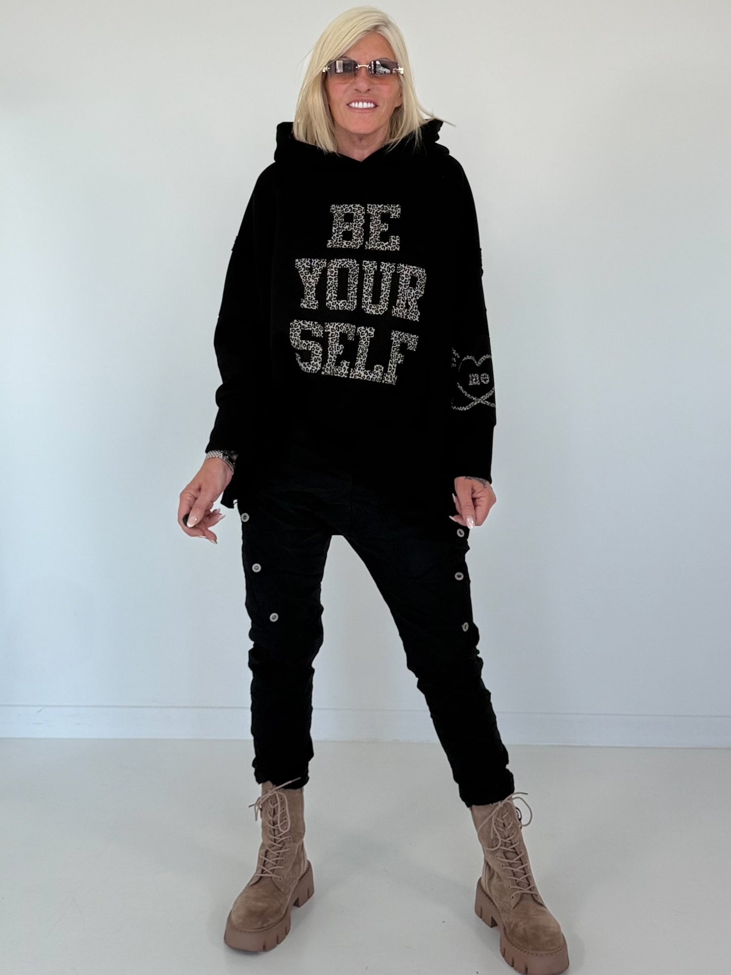 Oversized Hoodie Be Yourself - schwarz