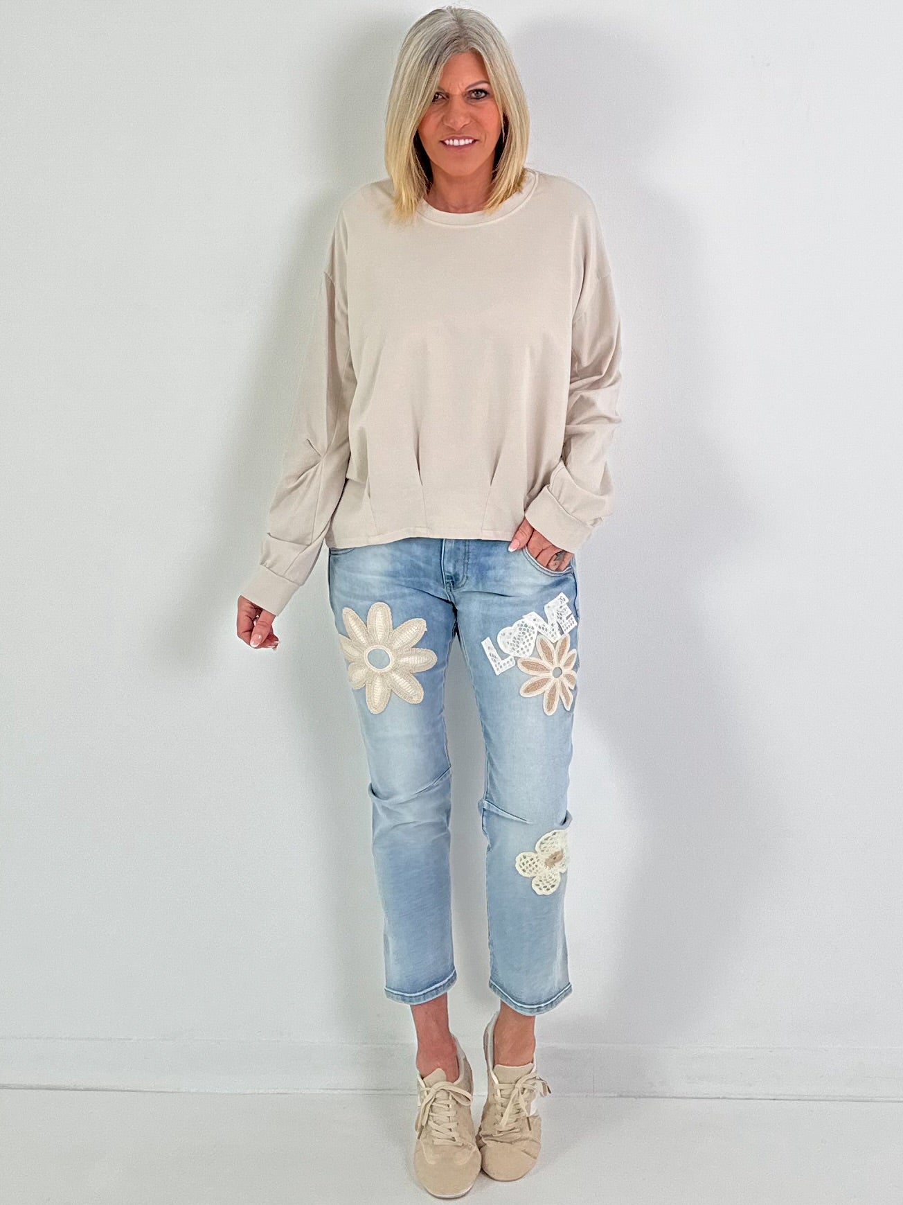 Sweater with inset pleats - beige