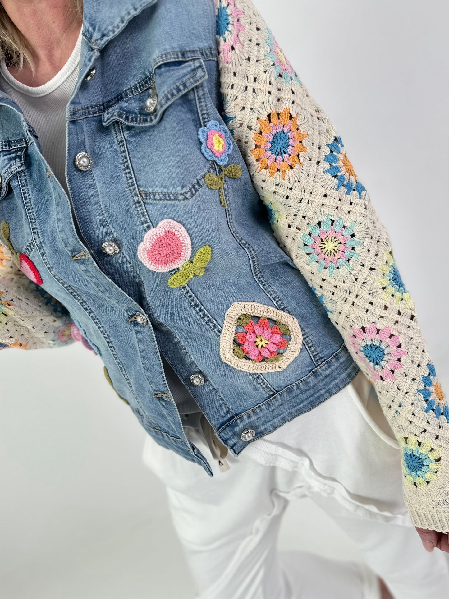 Denim jacket with crocheted sleeves - denim