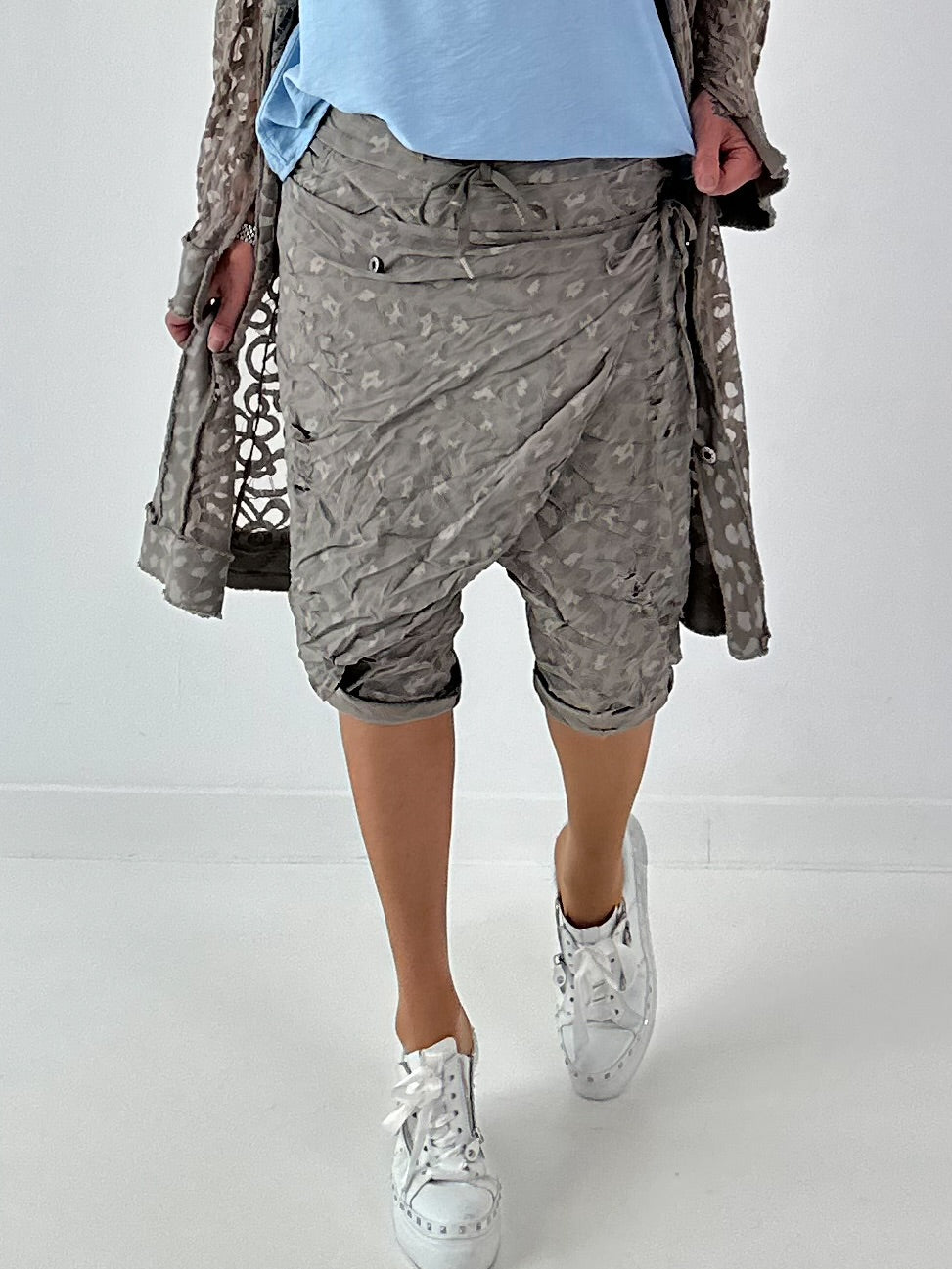 Stylische Hose mit Überwurf im Knit-Look - taupe