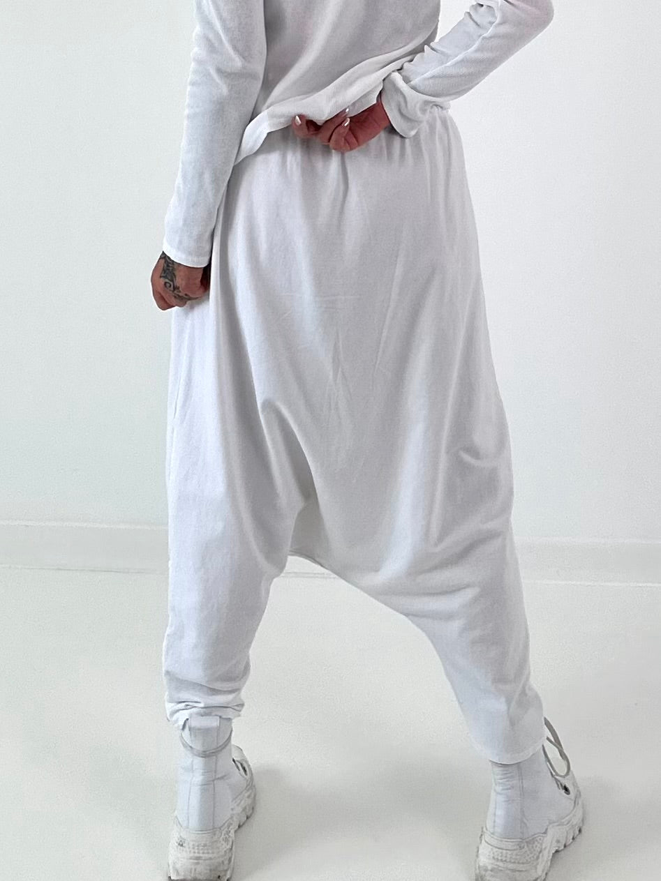 Haremhose mit Knopfdetails - weiss