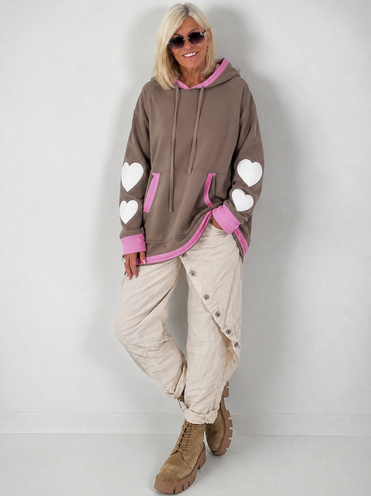 Lässiger Long Hoodie mit Daumenloch und trendigen Herzelemrnten - taupe