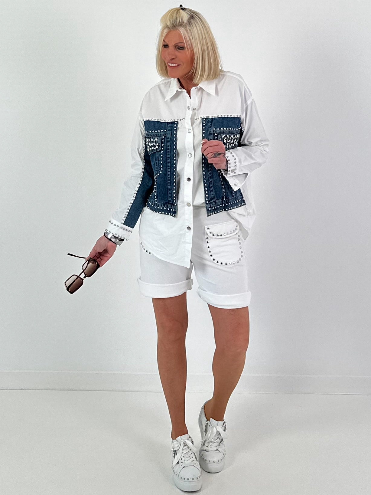 Blouse with denim and rhinestone details - white-blue