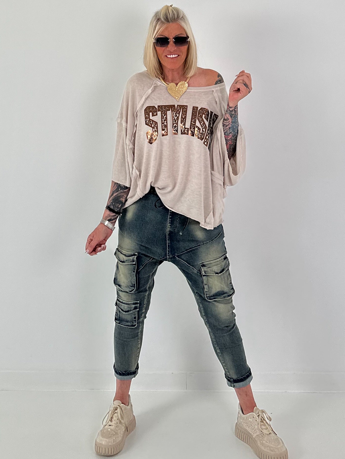 Strick Shirt mit Leo-Print - beige