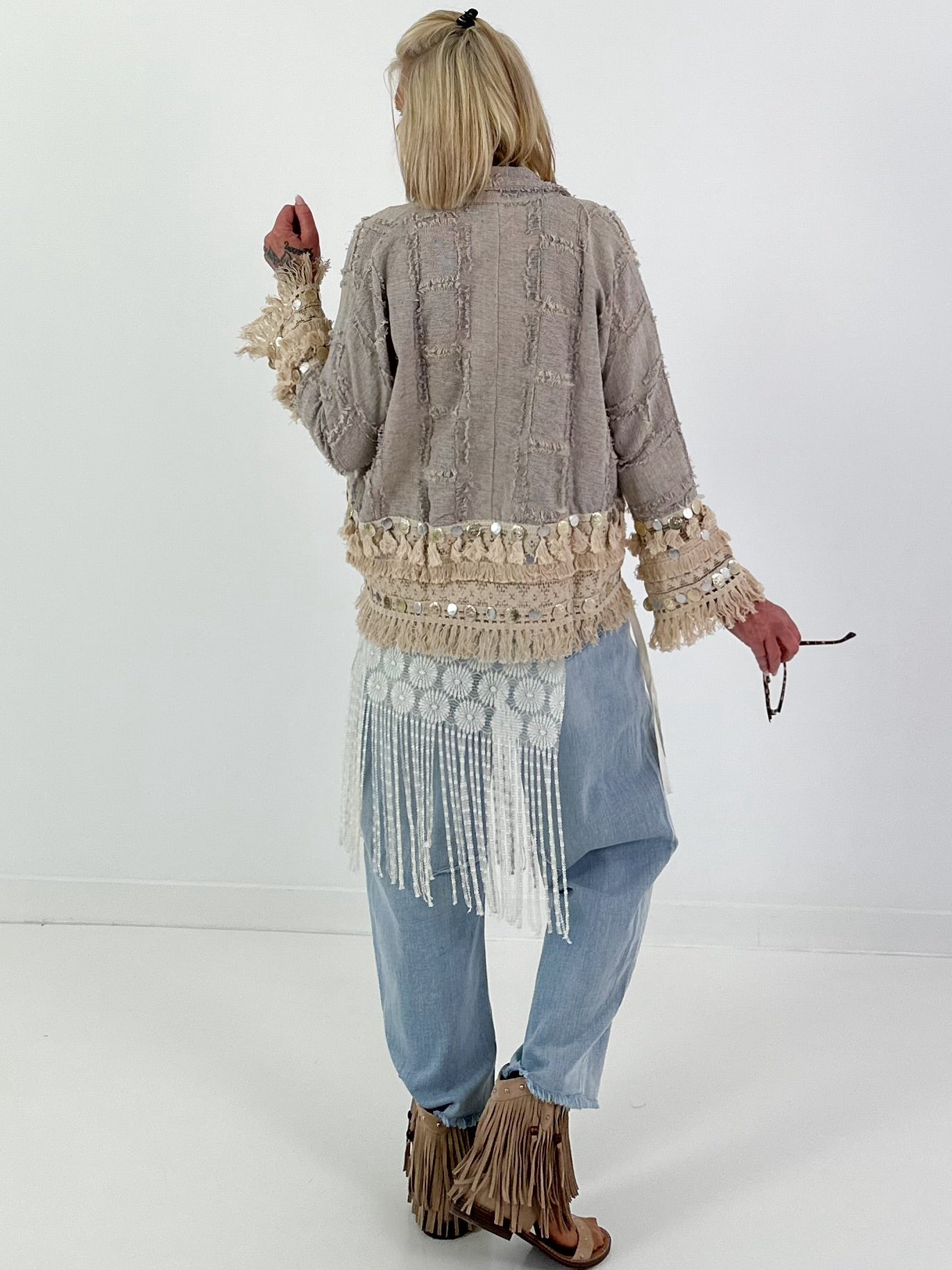 Boho-jasje met uitgebreide details - beige-blauw