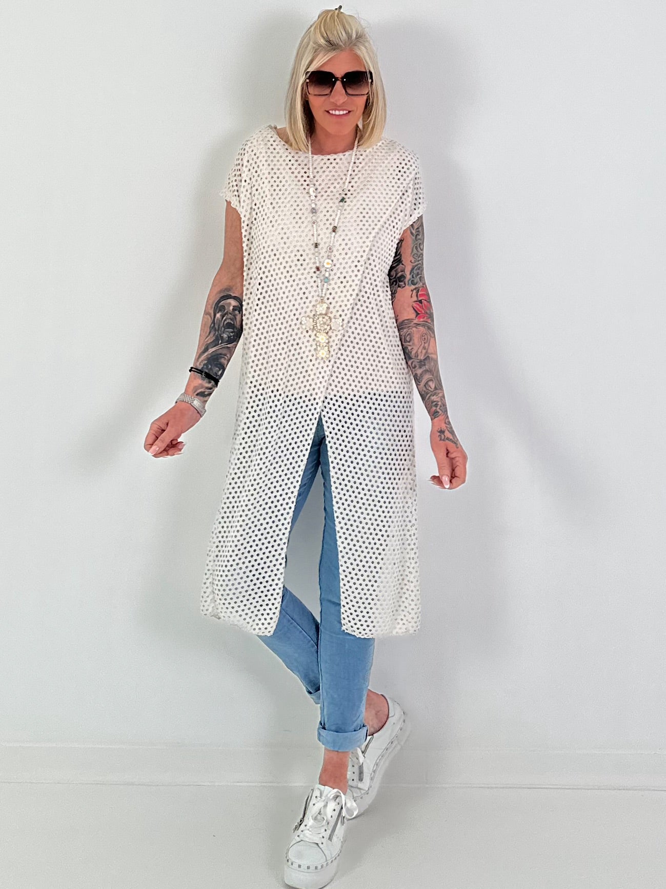 Mesh shirt with overlapping perforated pattern - beige