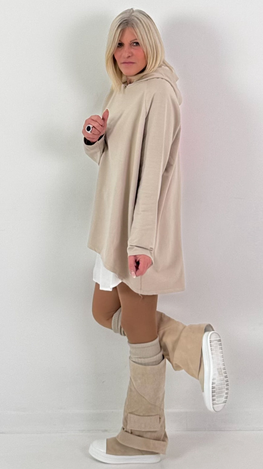 Hoodie model "Neon Icon Clash" - beige