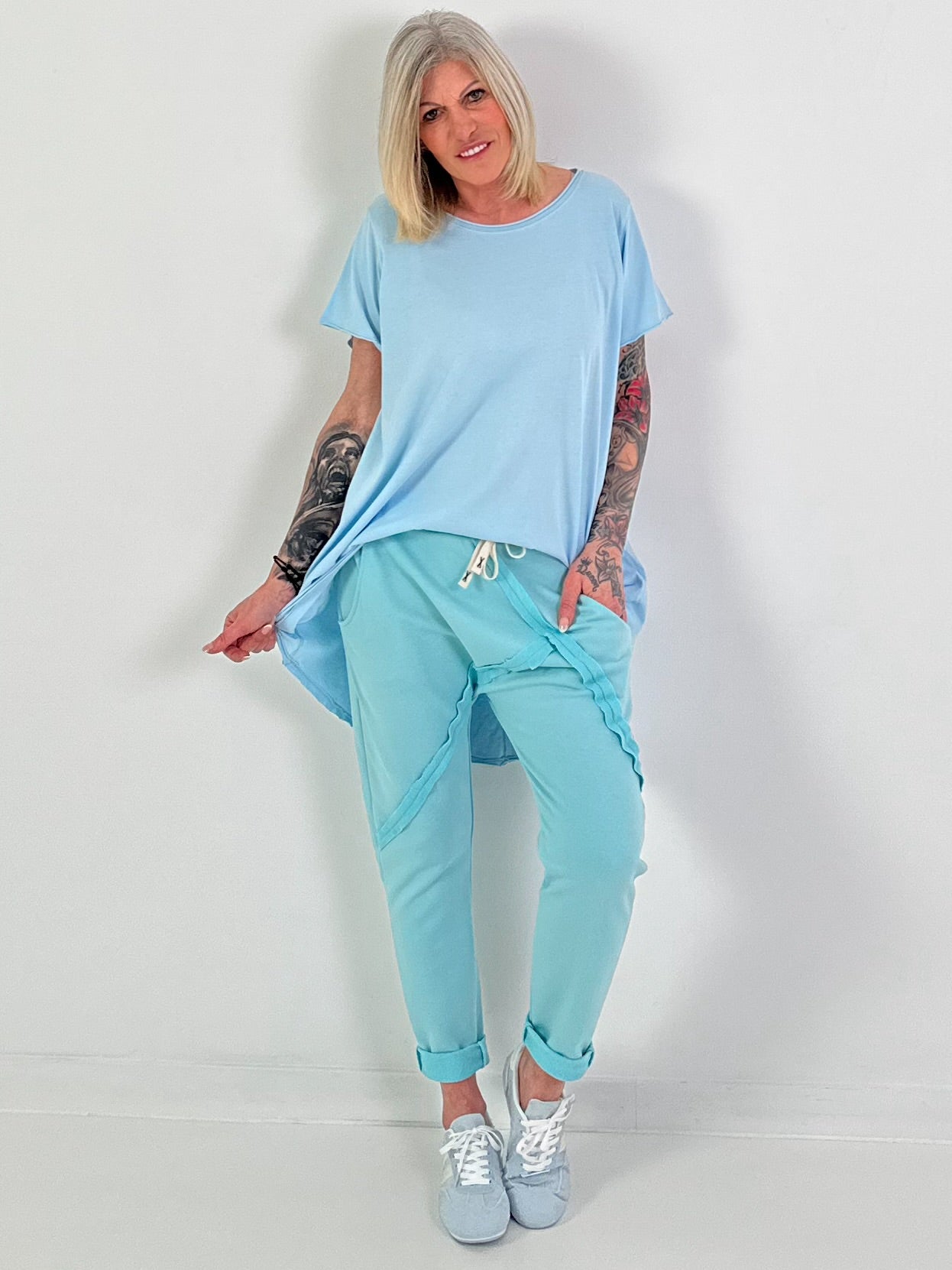 Lässiges Basic-Shirt - 11 Farben