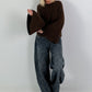 Weicher Pullover mit stylischen Trompetenärmeln - mokka