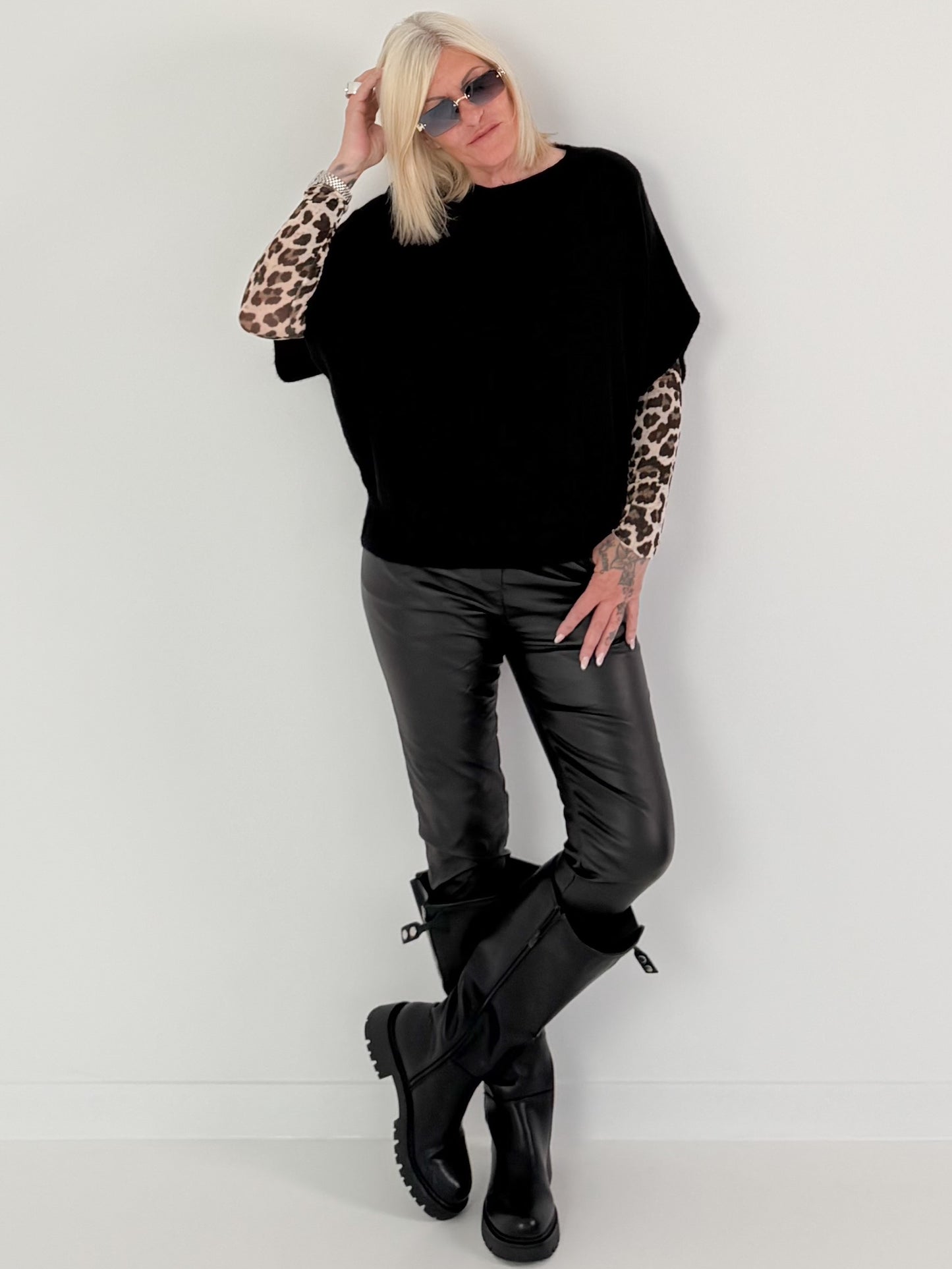 Soft knit vest - black