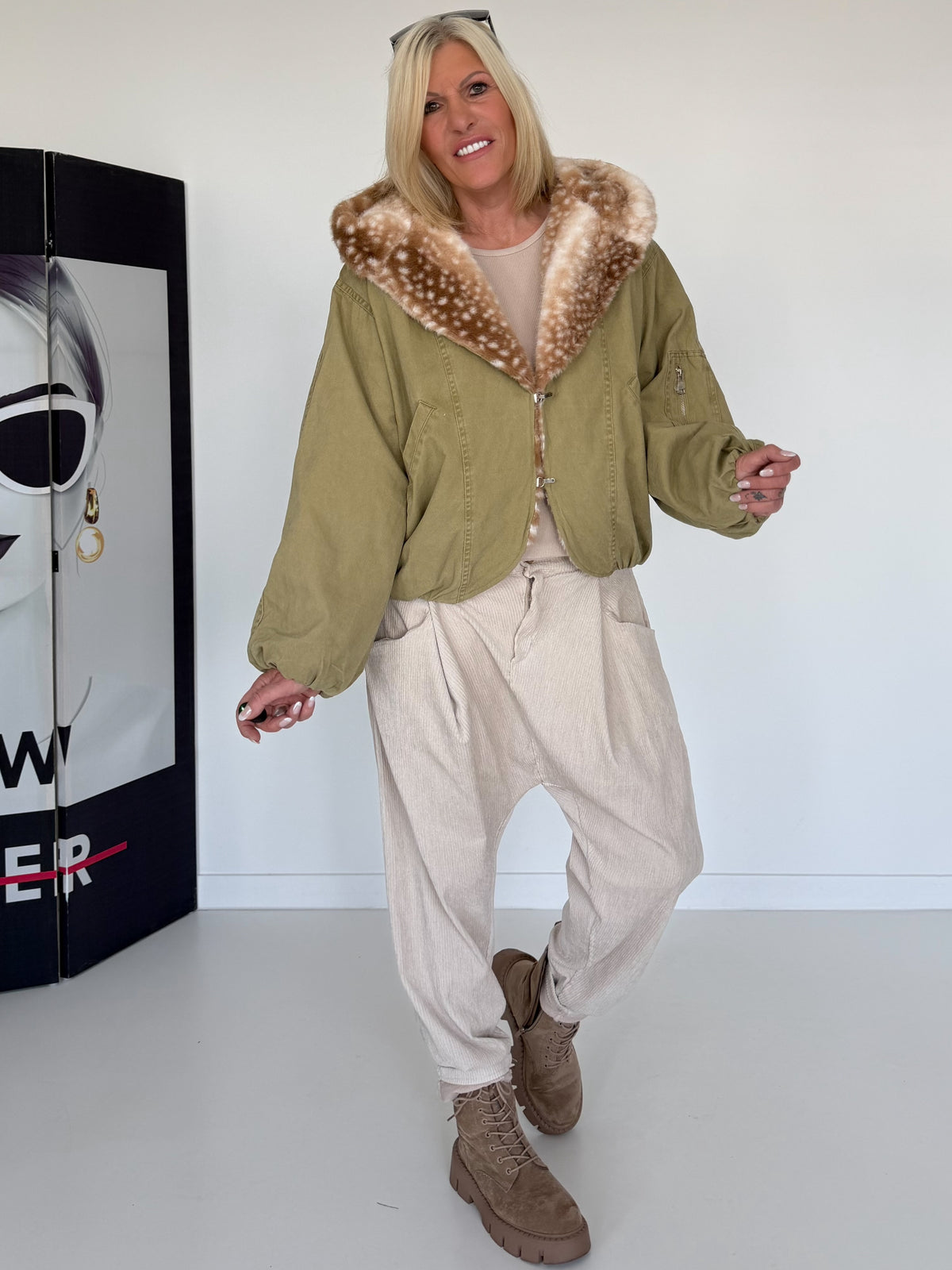 Bomberjacke mit Fake Fur Einsatz - khaki-mehrfarbig